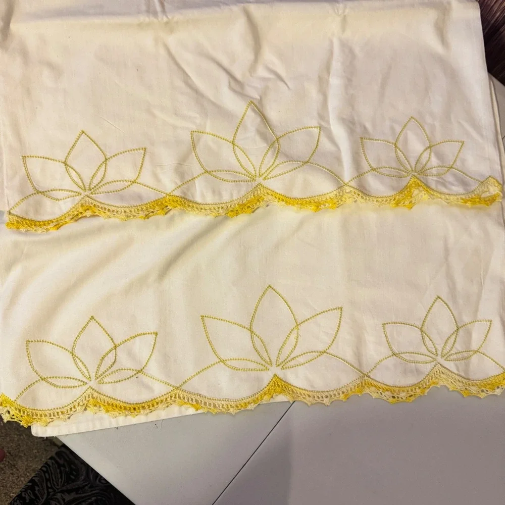 Pillowcase Set King Size White Yellow Embroidered Lotus Scalloped Crochet Lace